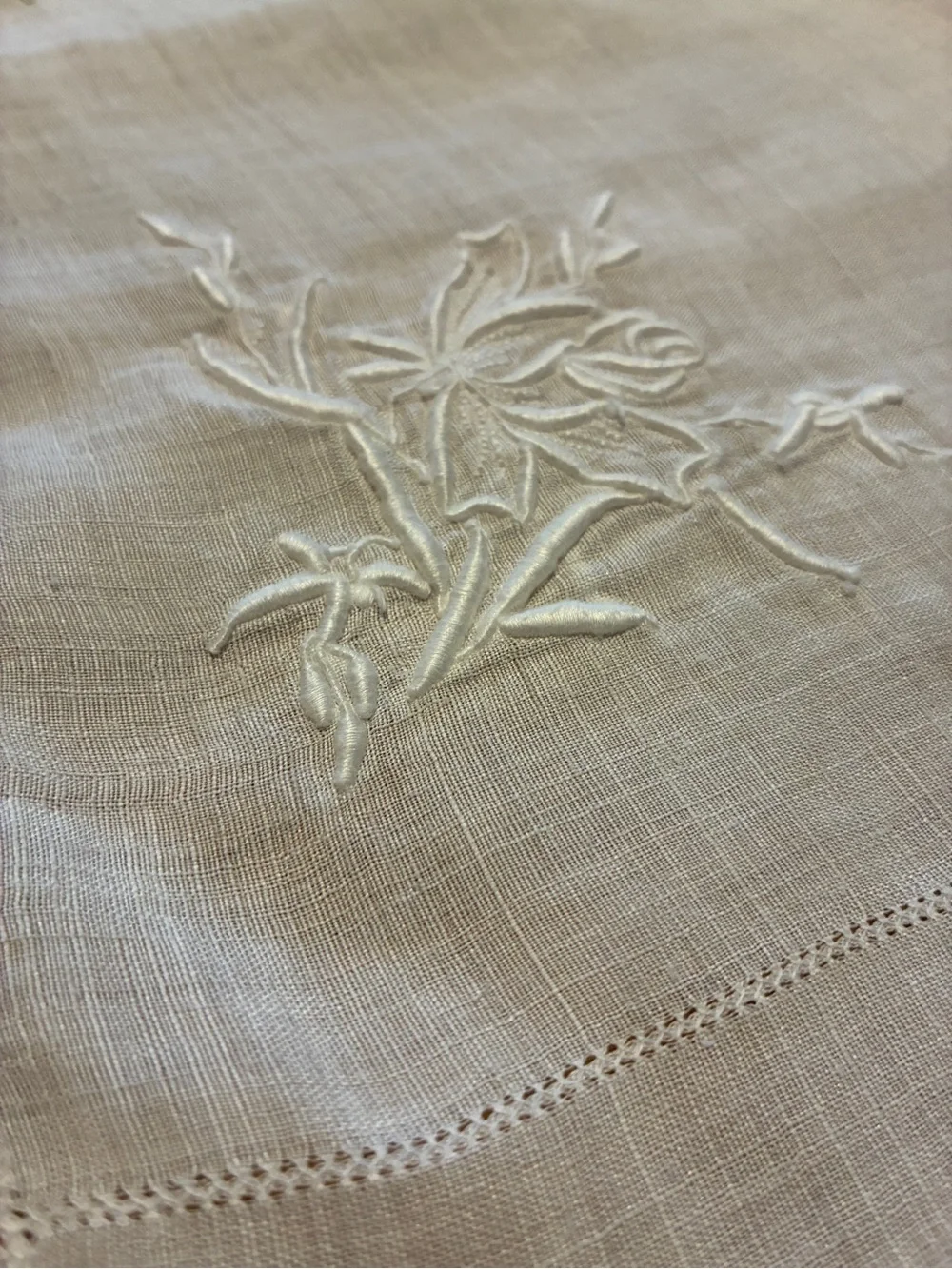 Vintage Embroidered Table Linens